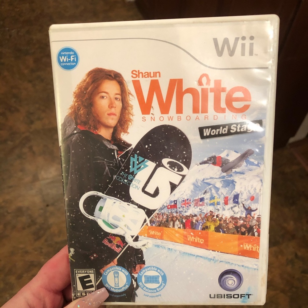 Shaun White snowboarding Wii game